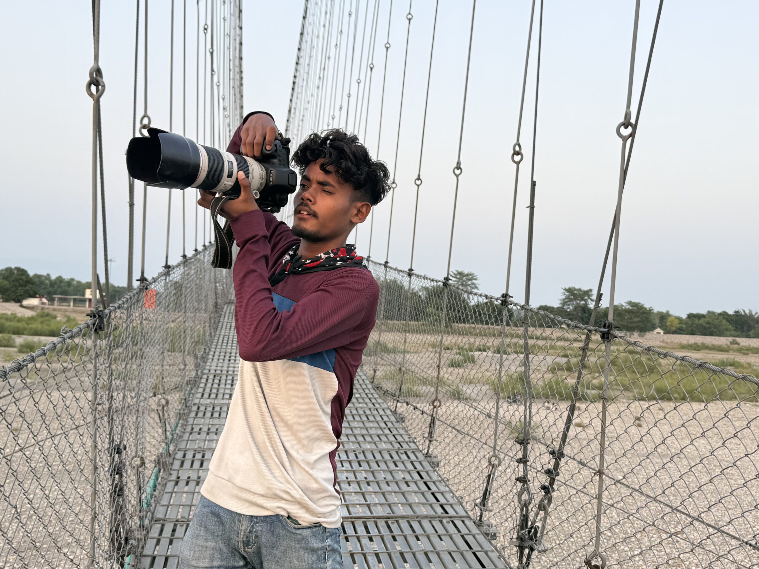 तस्बिर खिचेर जीविका चलाउँदै ‘जिनियस’