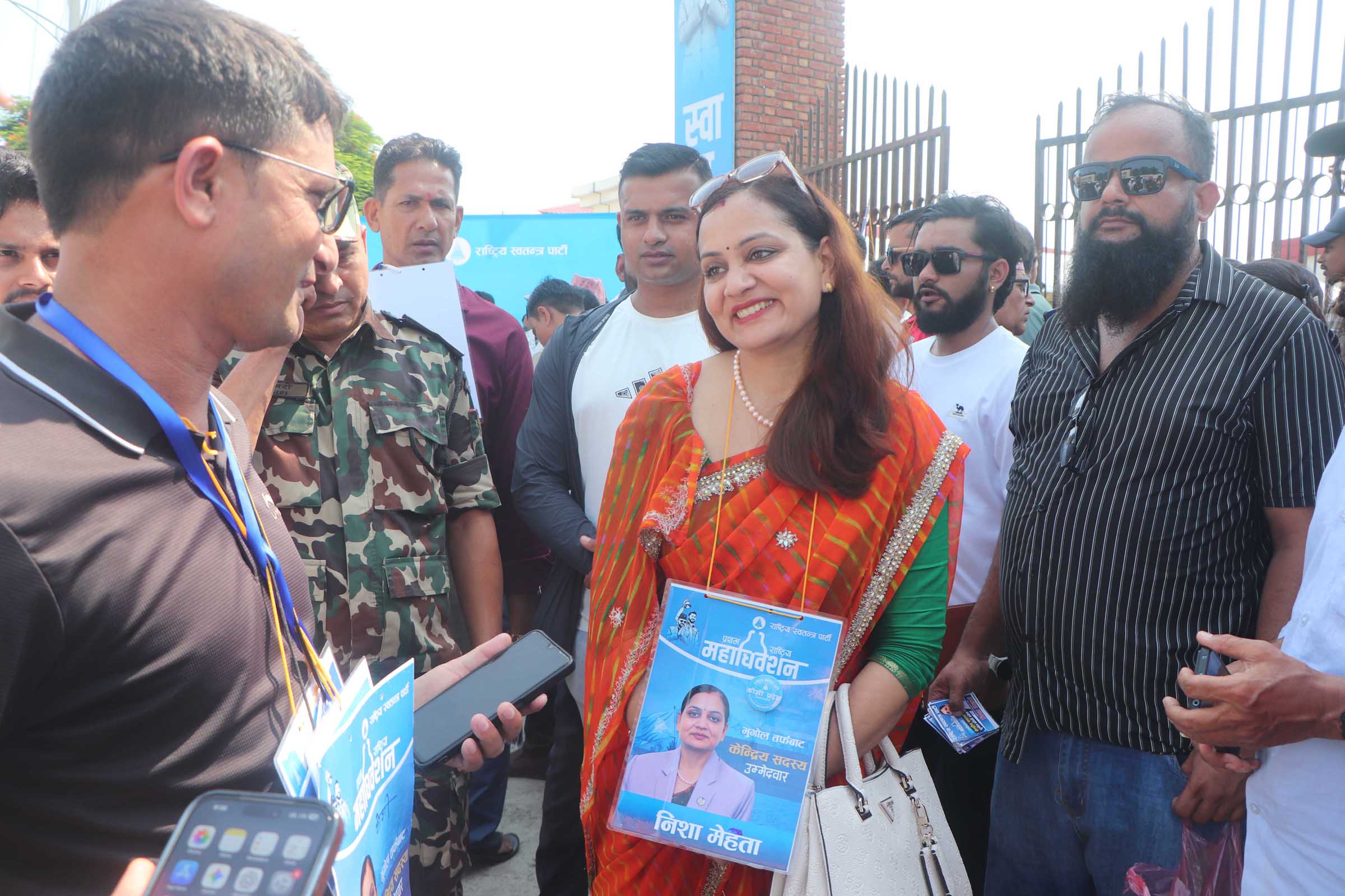 रास्वपा महाधिवेशनः निर्वाचन प्रक्रिया अघि बढेसँगै नेता–कार्यकर्ता भोट माग्न व्यस्त