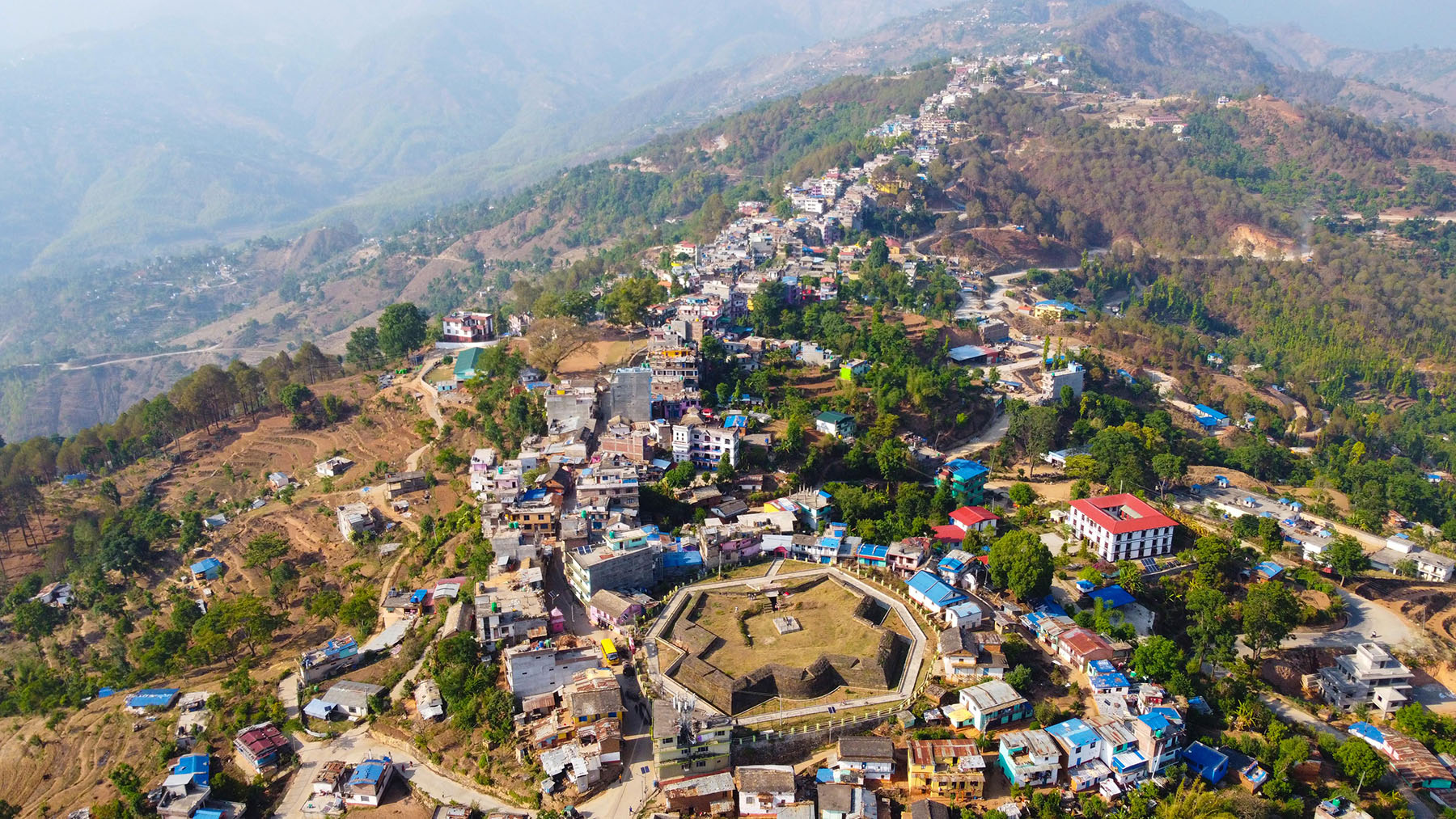 दैलेखका १० पालिकाले शिक्षा, स्वास्थ्य, प्रविधि र सिँचाइमा जोड
