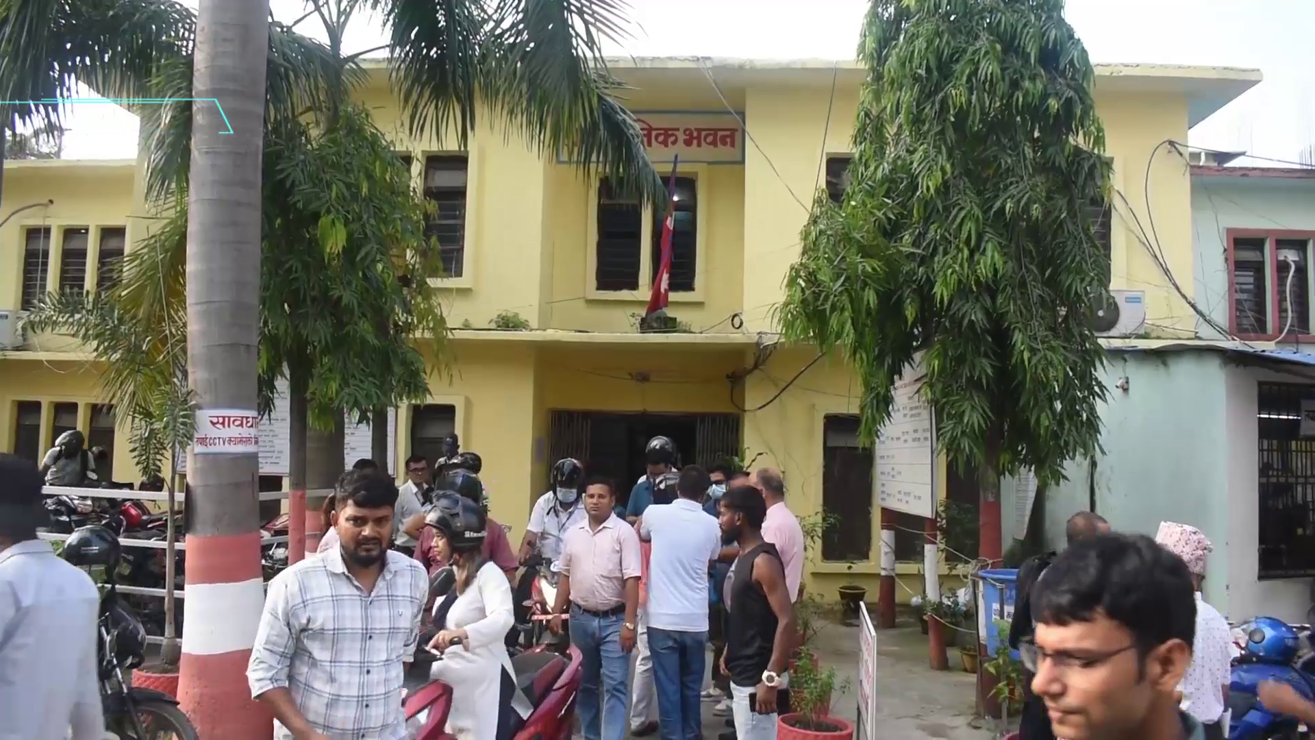 कोशी अस्पतालको स्वामित्वमा सञ्चालित २६ वटा सटरमा सोमबारबाट डोजर चल्ने