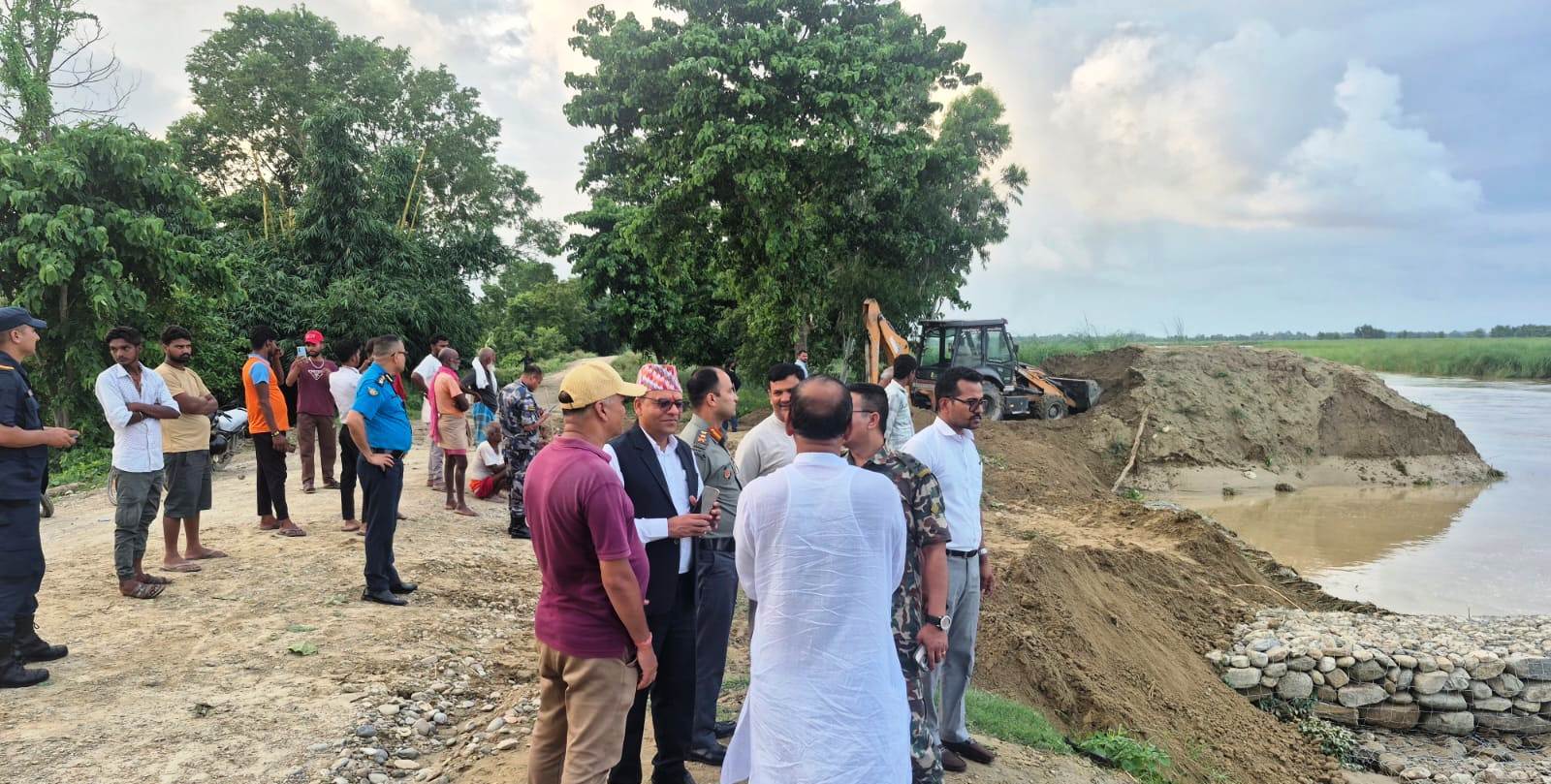 रौतहटमा वाग्मती र बकैया नदीको बाँध जीर्ण: दर्जनौँ बस्ती बाढीको जोखिममा